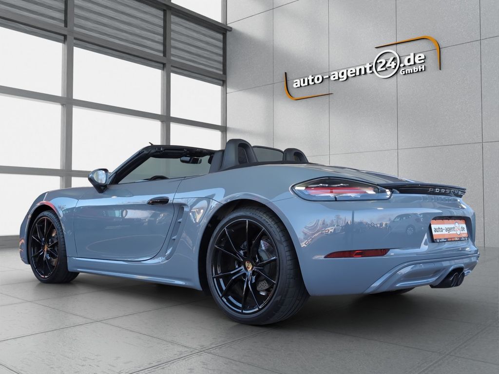 Porsche Boxster 2024