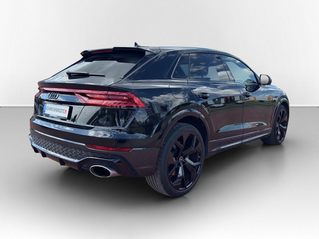 Audi RSQ8 2023