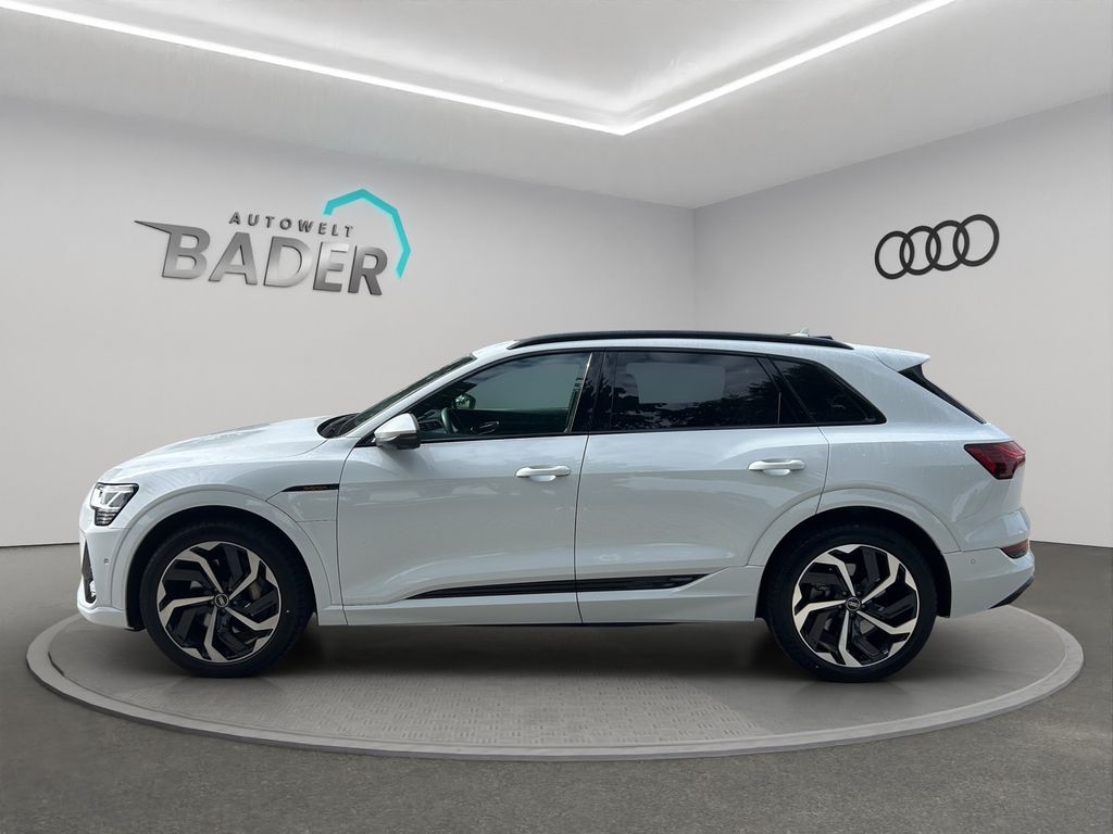 Audi e-tron 2022
