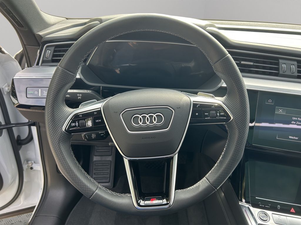 Audi e-tron 2022