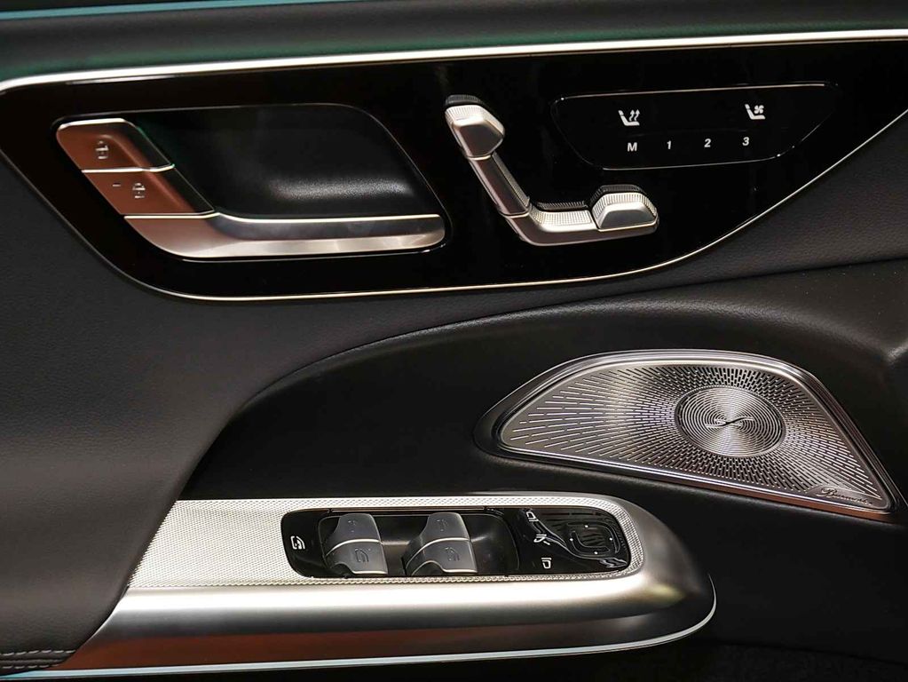 Mercedes-Benz E 450 2025