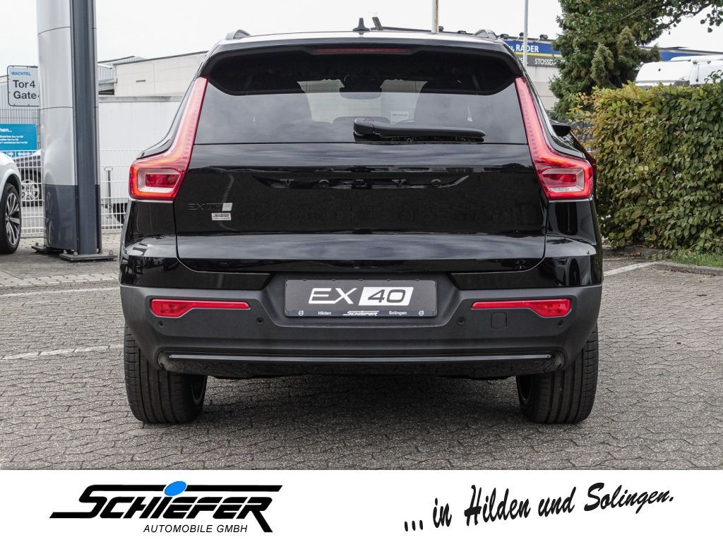 Volvo EX40 2025