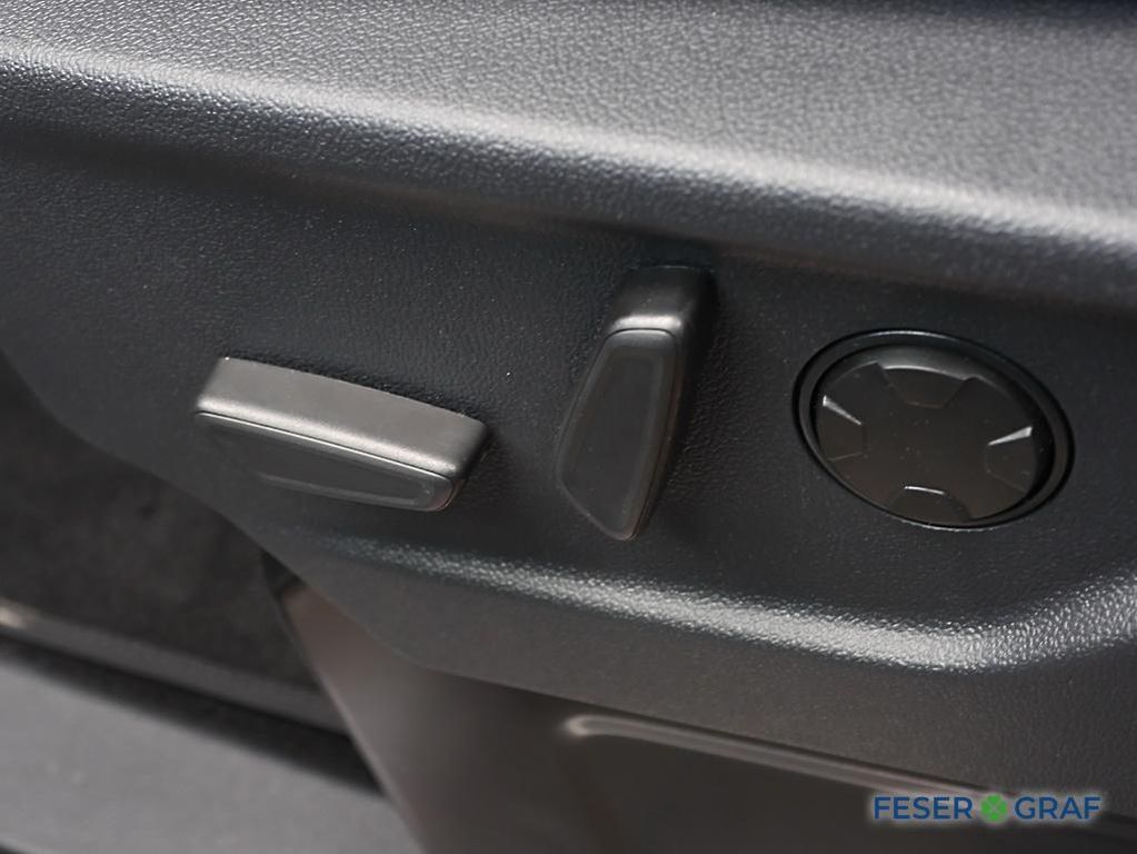 Volkswagen T7 Caravelle 2025