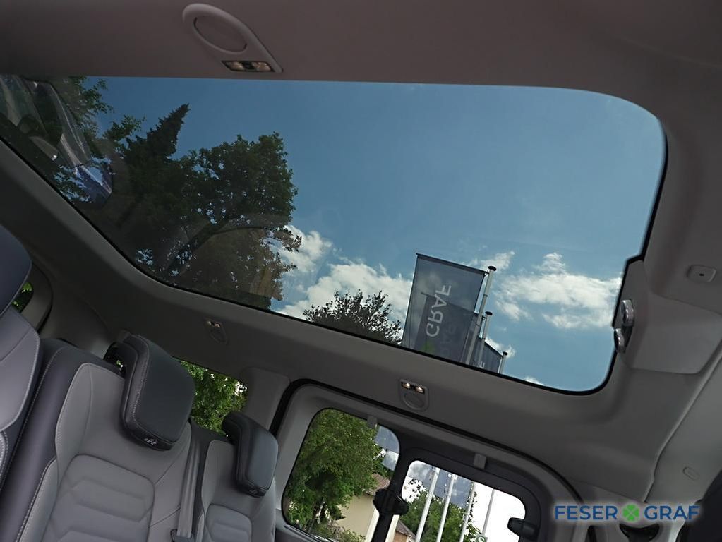 Volkswagen T7 Caravelle 2025