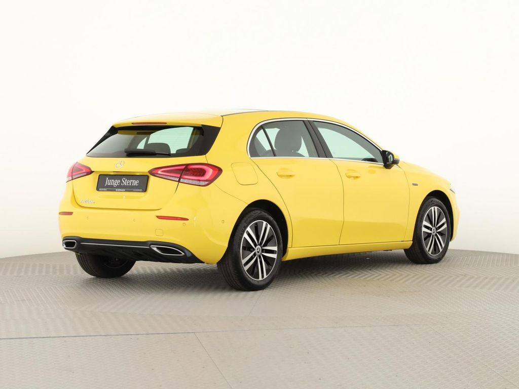 Mercedes-Benz A 250 2021