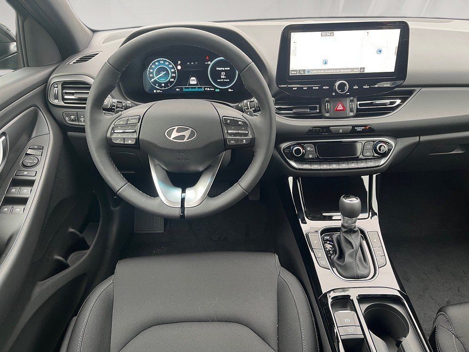 Hyundai i30 2025