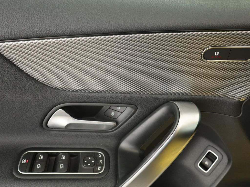 Mercedes-Benz A 250 2021