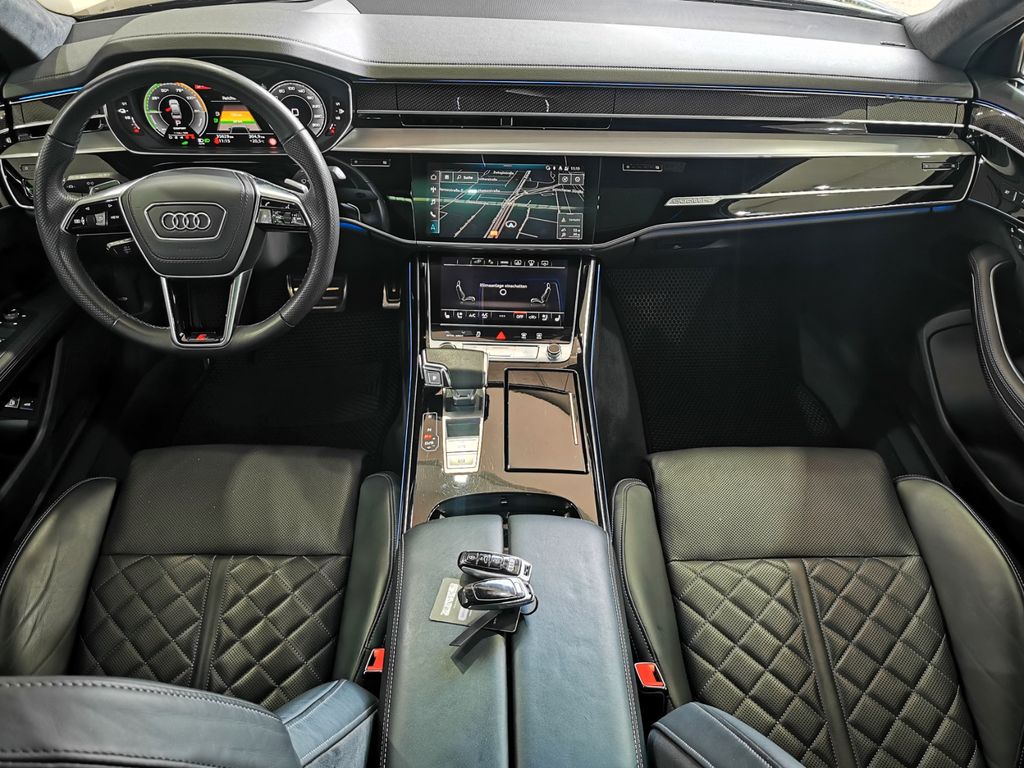 Audi A8 2022