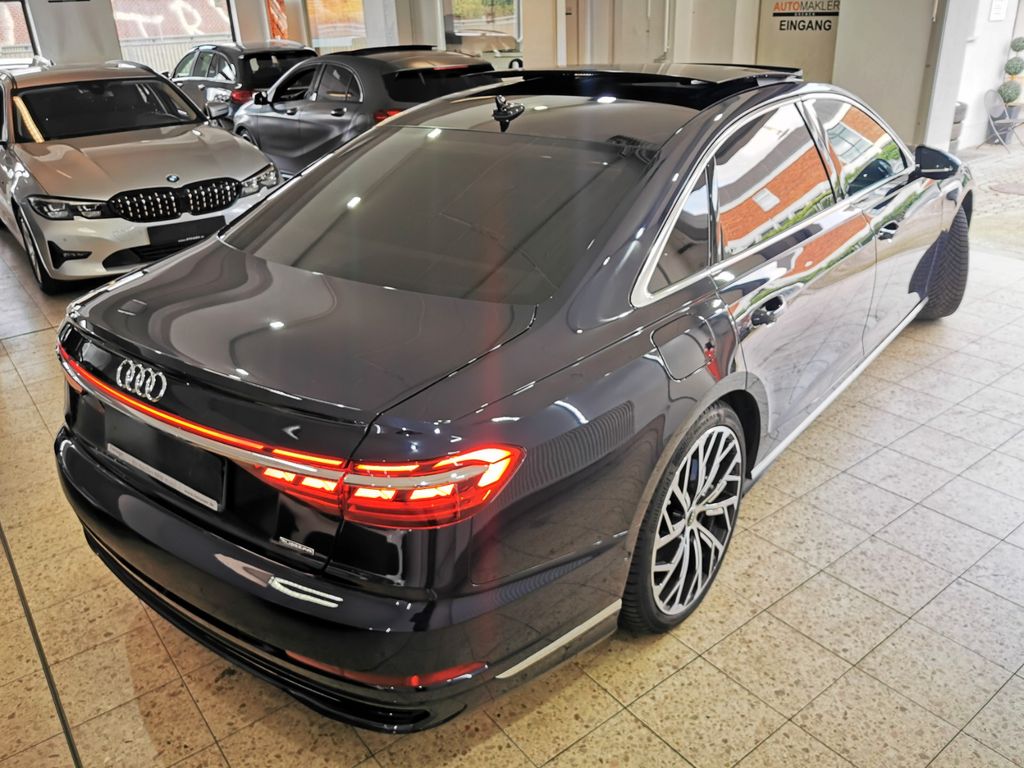 Audi A8 2022