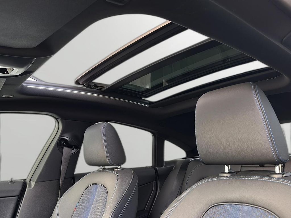 BMW 218 Gran Coupé 2025