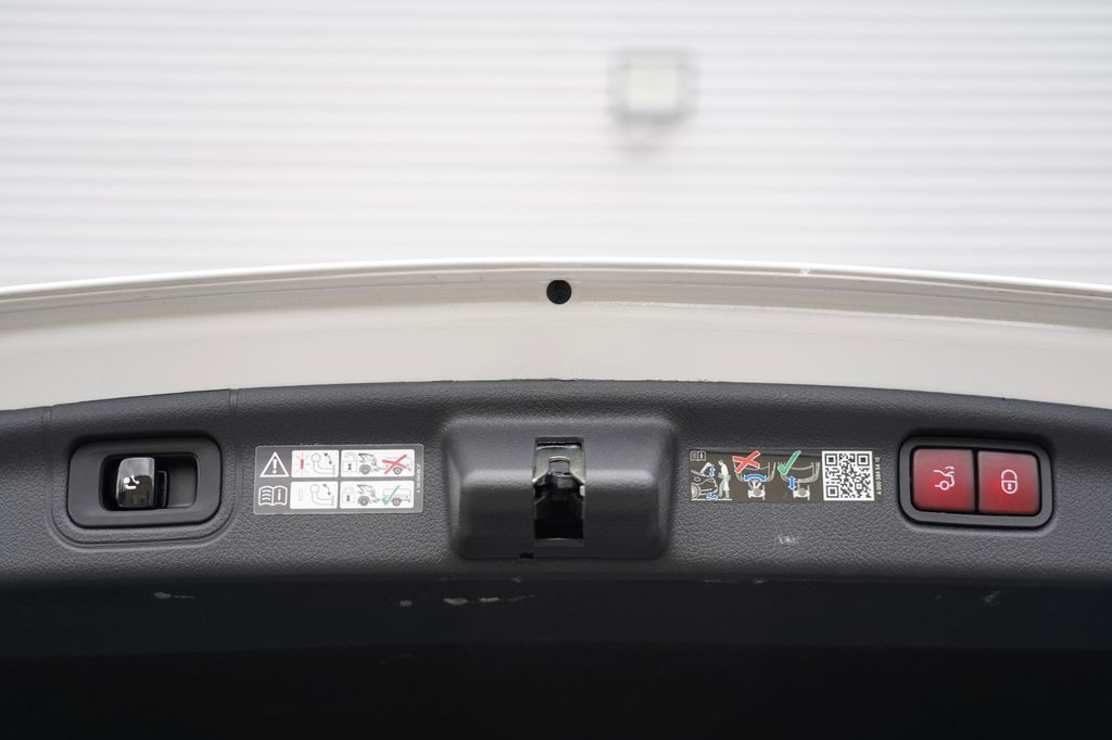 Mercedes-Benz C 300 2024