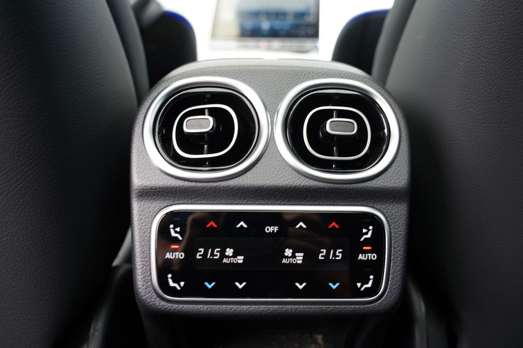 Mercedes-Benz C 300 2024