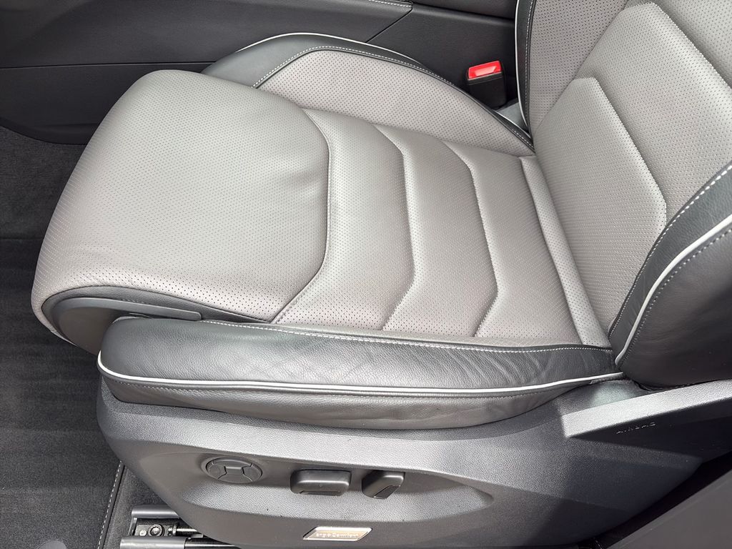 Volkswagen Touareg 2024