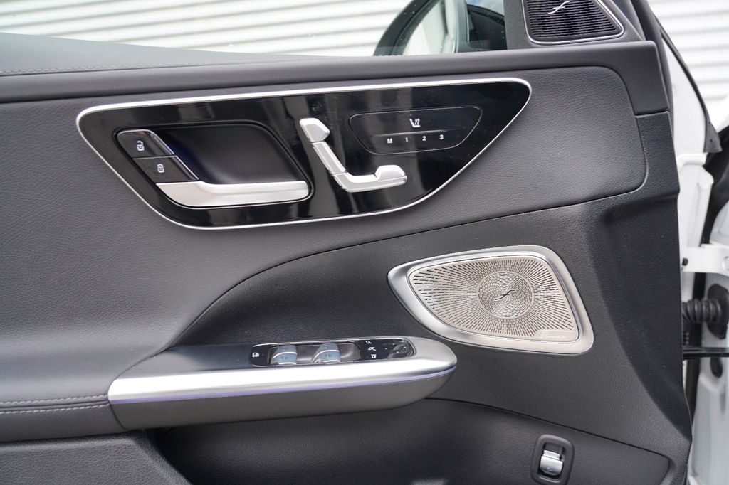 Mercedes-Benz C 300 2024