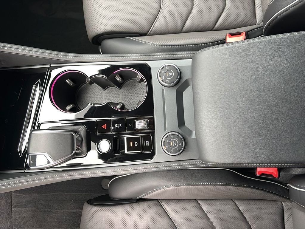 Volkswagen Touareg 2024