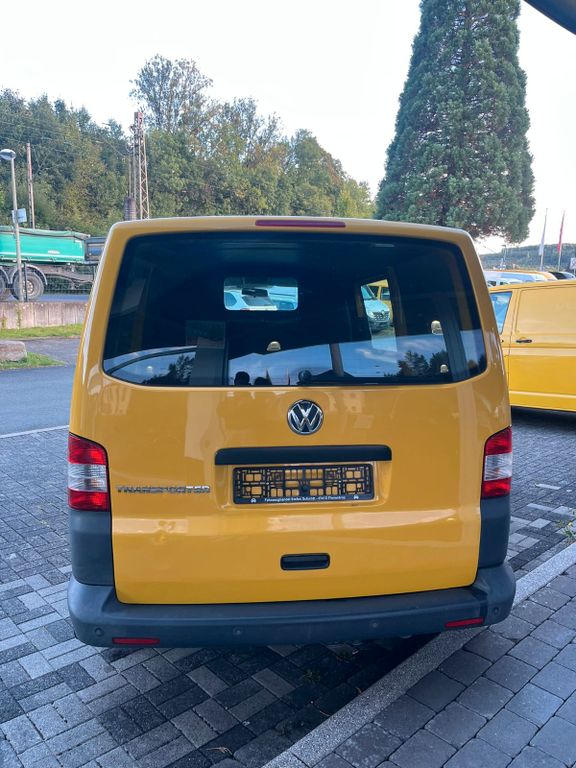 Volkswagen T5 Transporter 2011