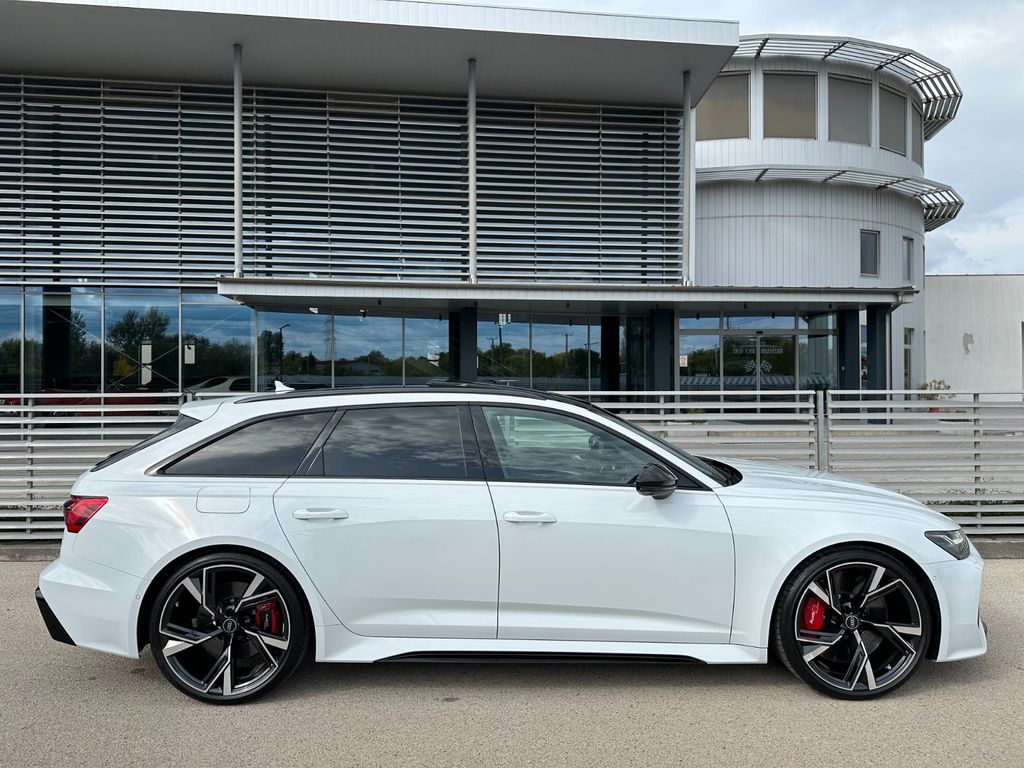 Audi RS6 2024