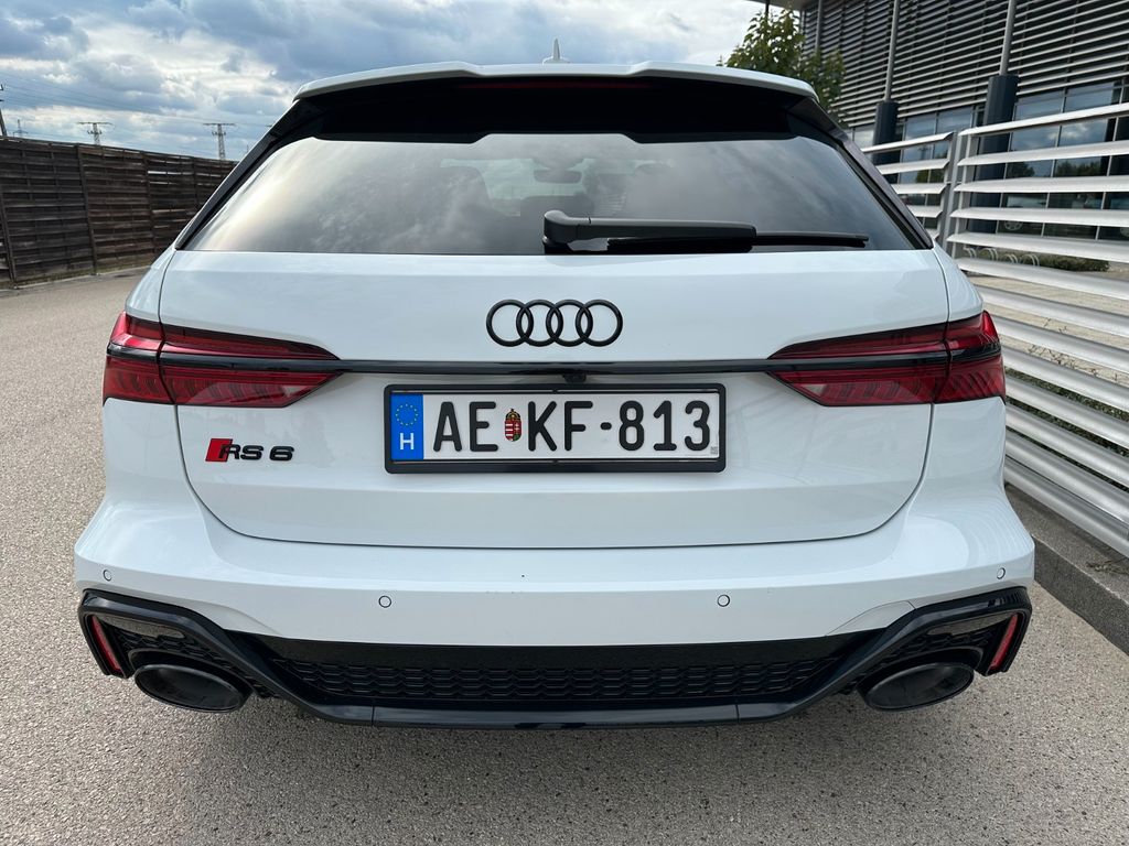 Audi RS6 2024