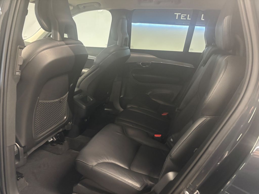 Volvo XC90 2019