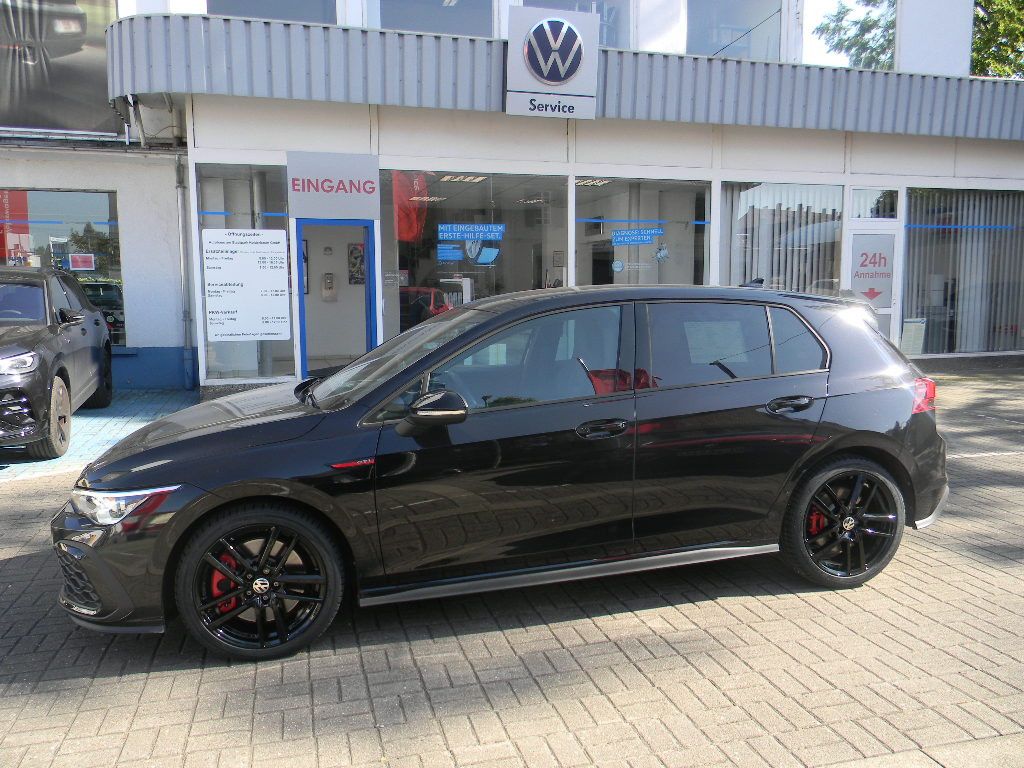 Volkswagen Golf 2023