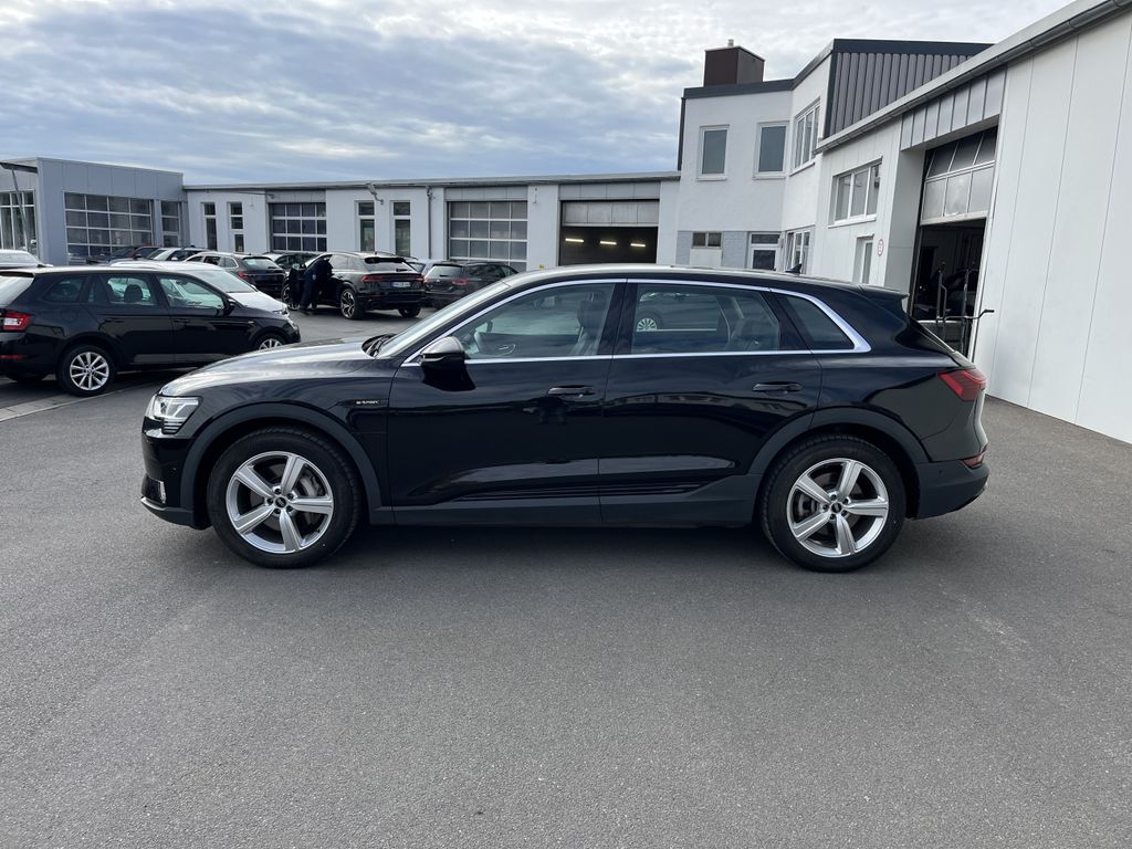 Audi e-tron 2022