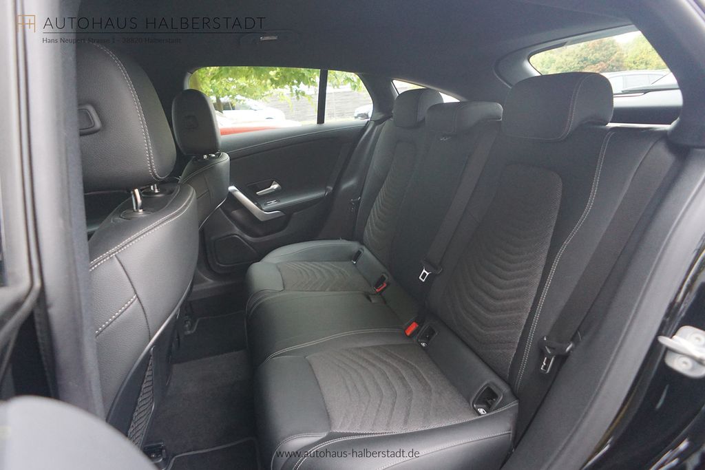 Mercedes-Benz CLA 200 Shooting Brake 2023