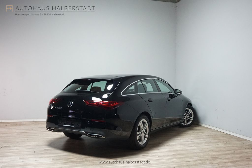Mercedes-Benz CLA 200 Shooting Brake 2023
