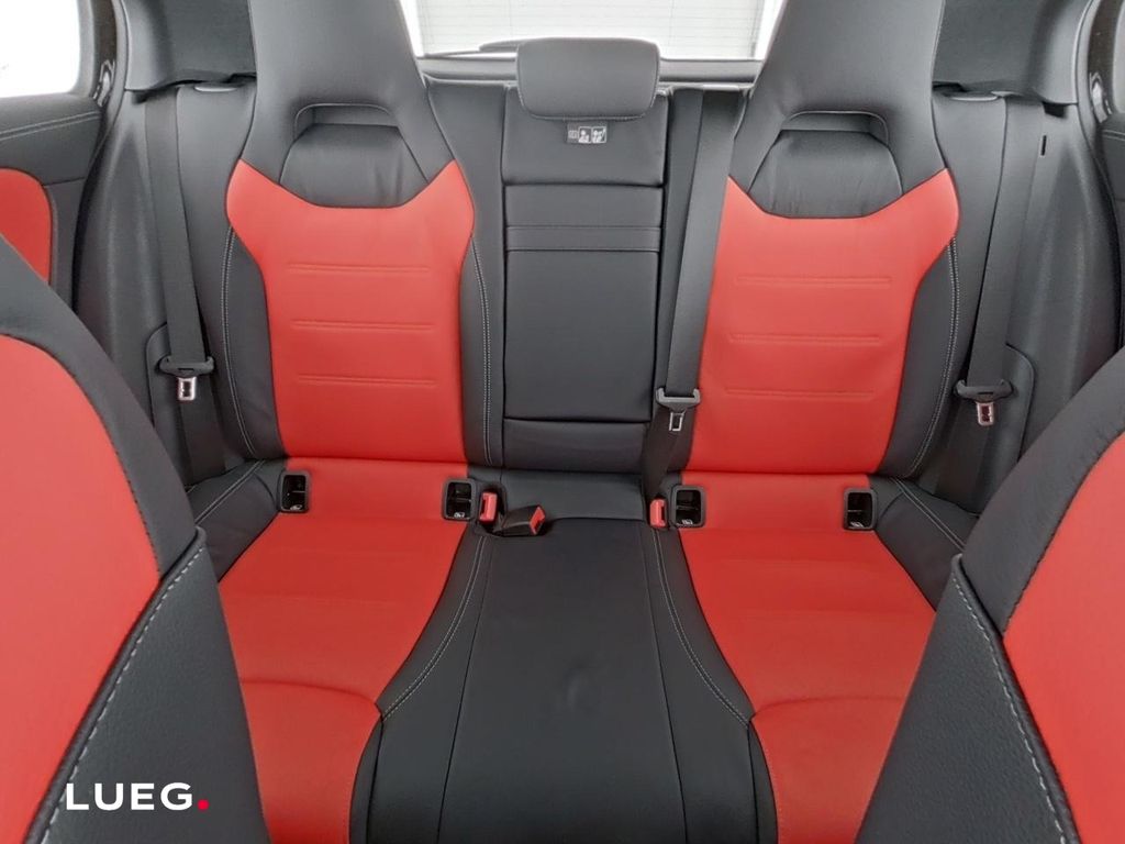 Mercedes-Benz A 220 2024