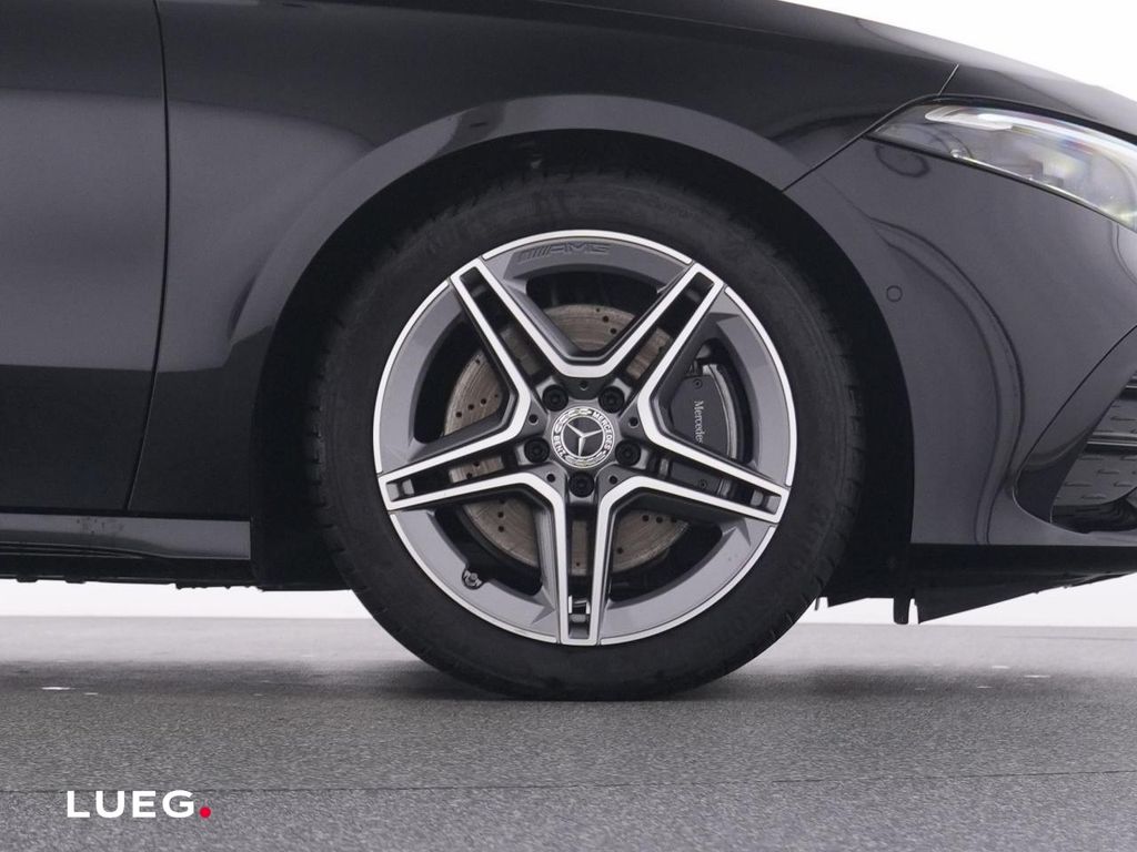 Mercedes-Benz A 220 2024