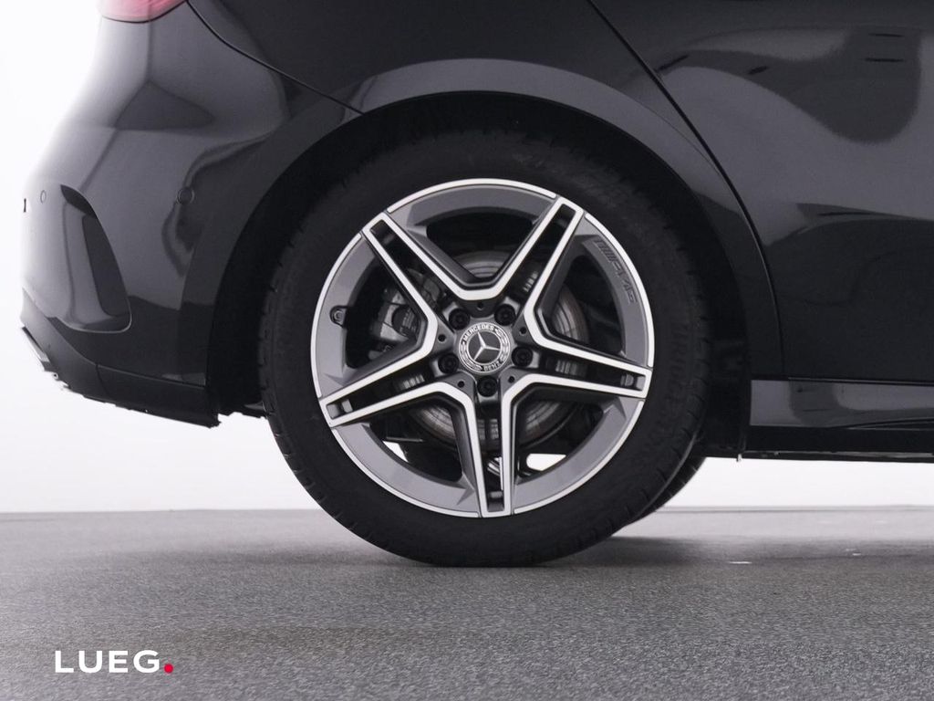Mercedes-Benz A 220 2024