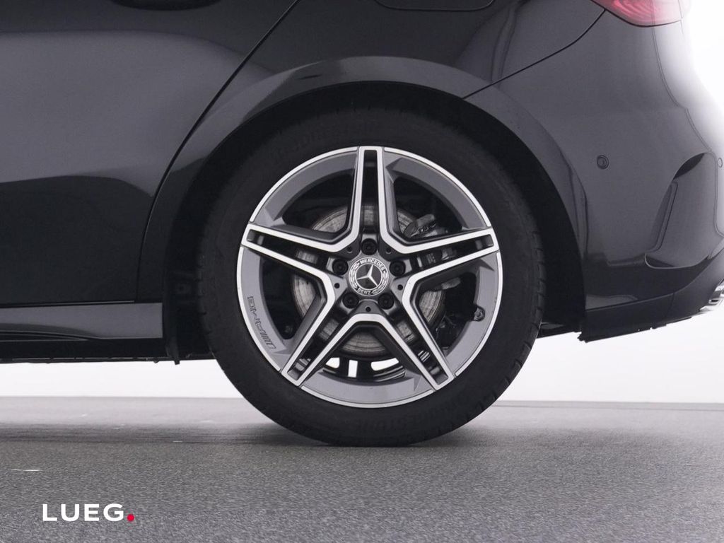 Mercedes-Benz A 220 2024