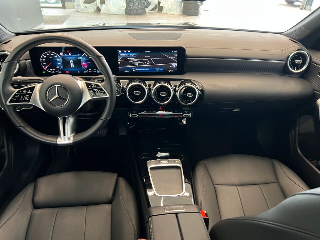 Mercedes-Benz CLA 200 2024