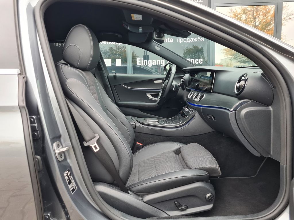 Mercedes-Benz E 300 2022