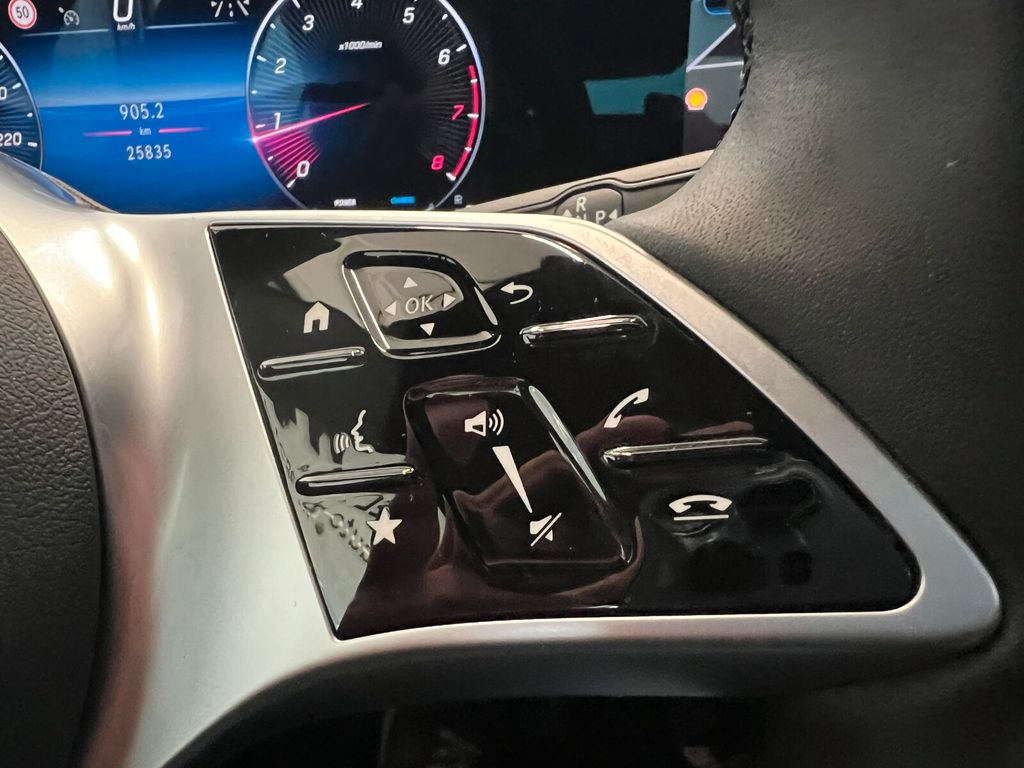 Mercedes-Benz CLA 200 2024