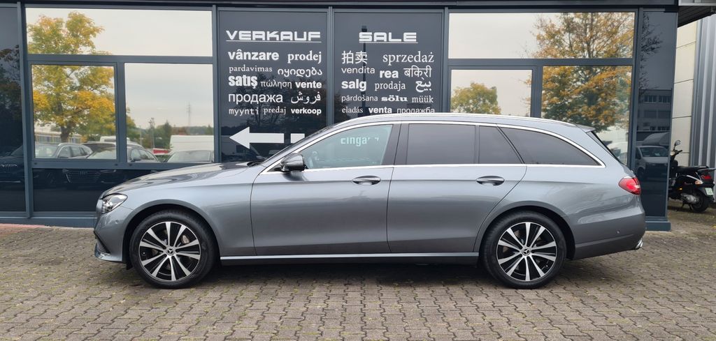 Mercedes-Benz E 300 2022