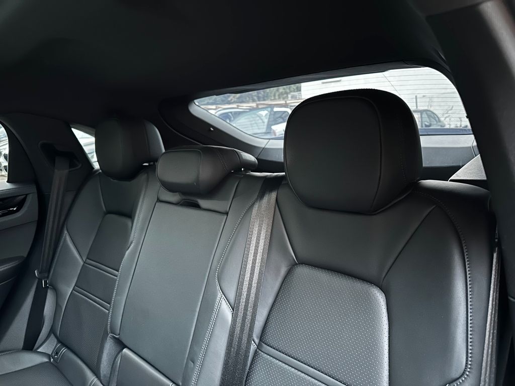 Porsche Cayenne 2021