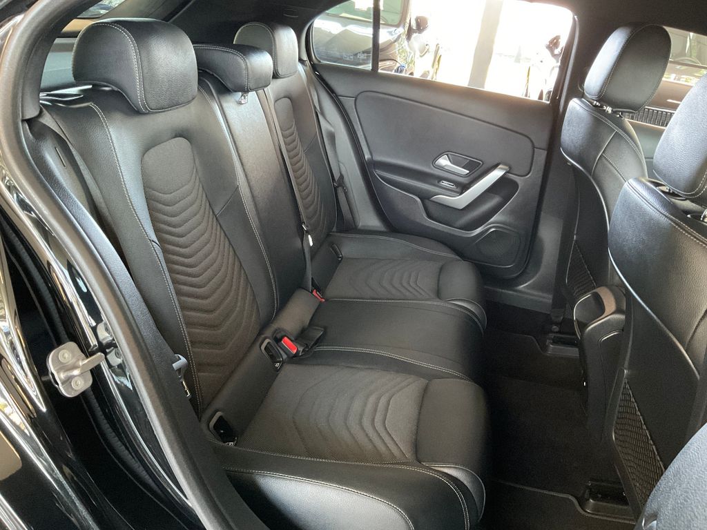 Mercedes-Benz A 200 2024