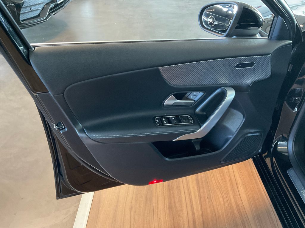 Mercedes-Benz A 200 2024