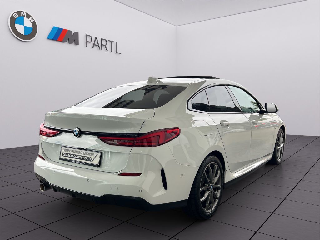BMW 218 Gran Coupé 2024