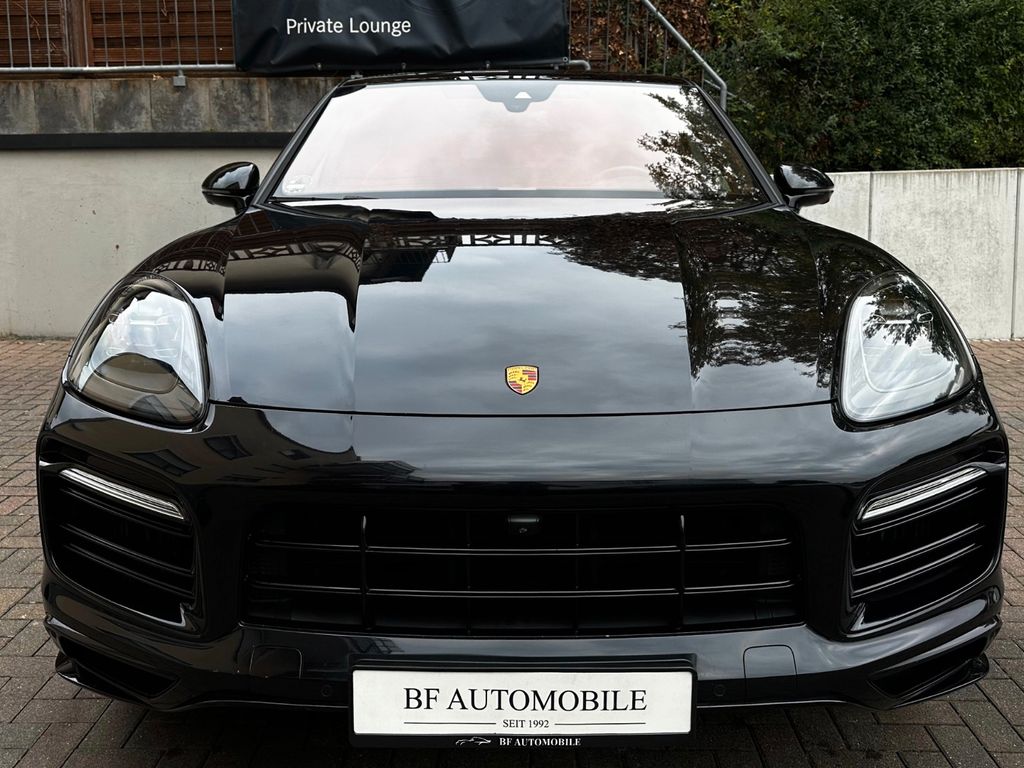 Porsche Cayenne 2021