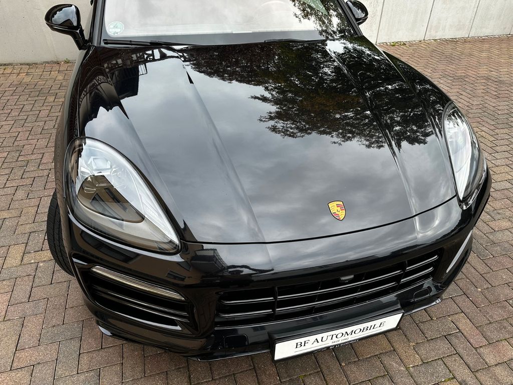 Porsche Cayenne 2021