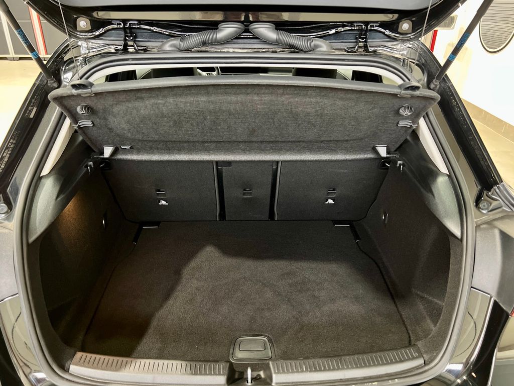Mercedes-Benz A 180 2023
