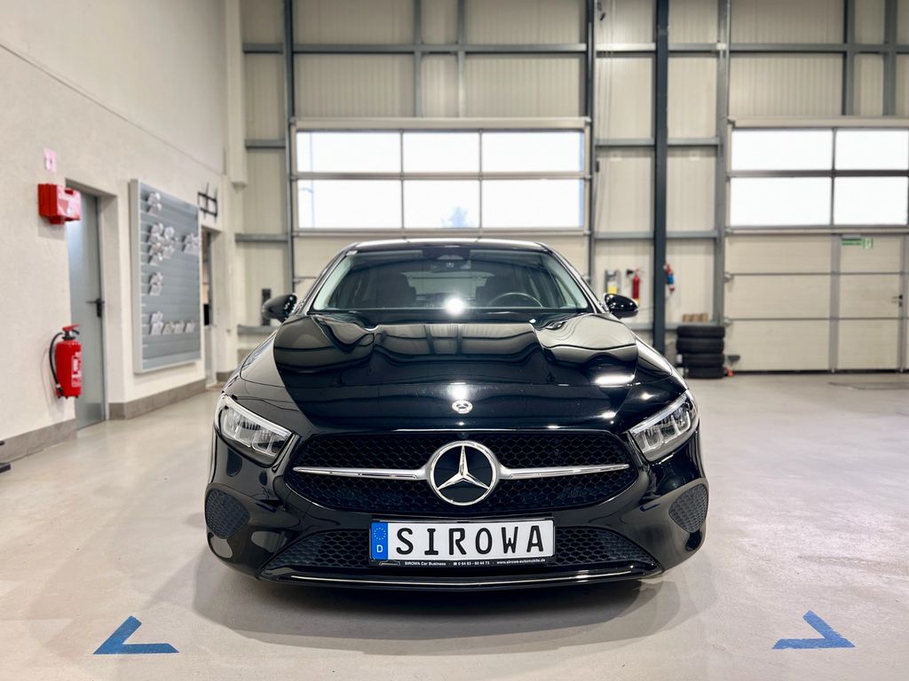 Mercedes-Benz A 180 2023