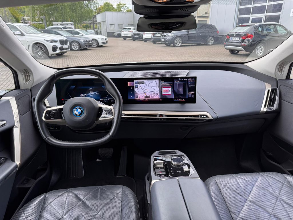 BMW iX 2022