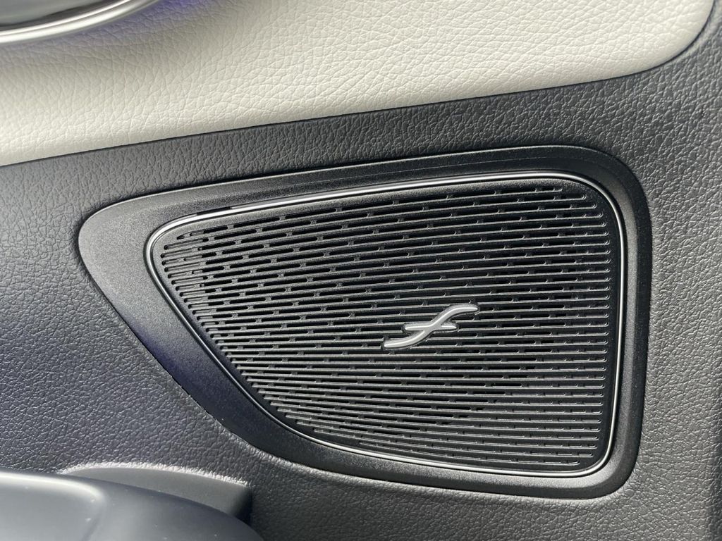 Mercedes-Benz C 300 2024