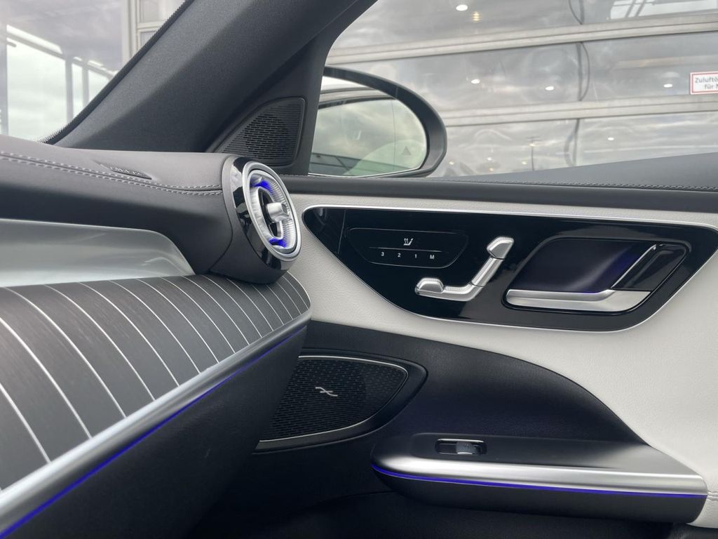 Mercedes-Benz C 300 2024