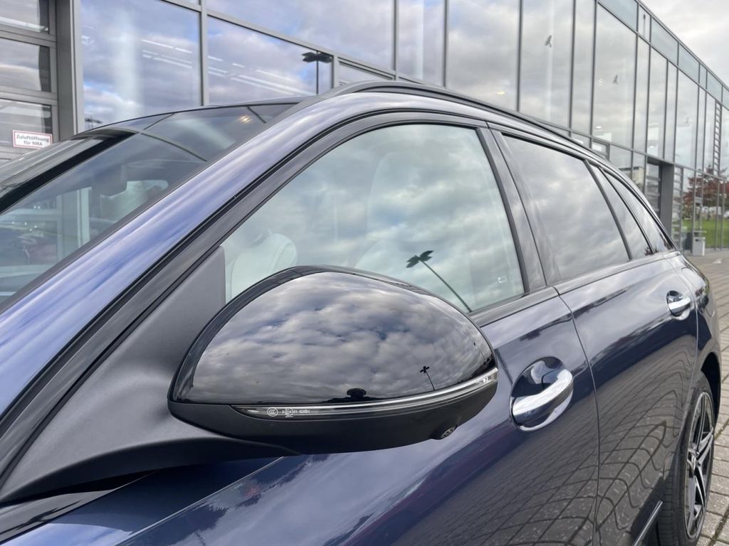 Mercedes-Benz C 300 2024