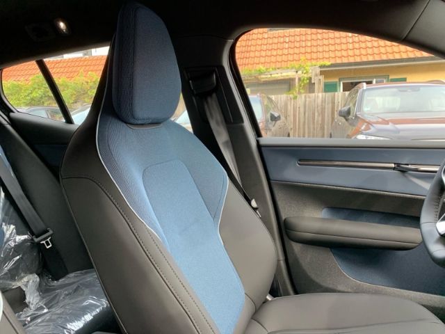 Volvo EX30 2025