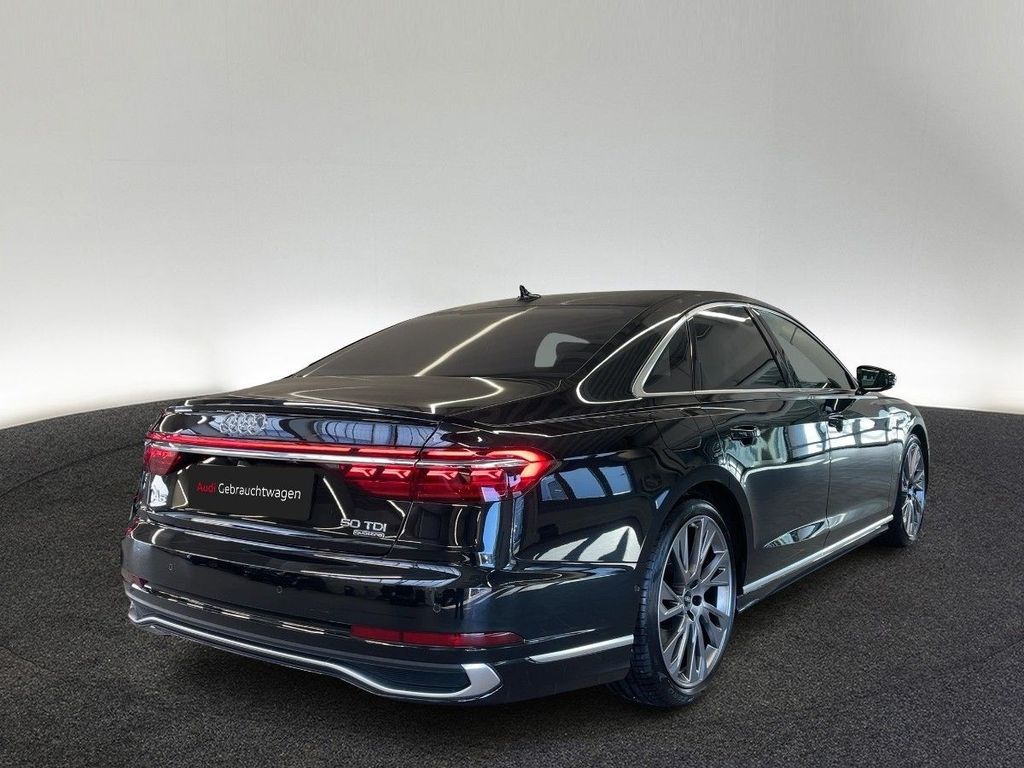 Audi A8 2022