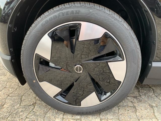 Volvo EX30 2025